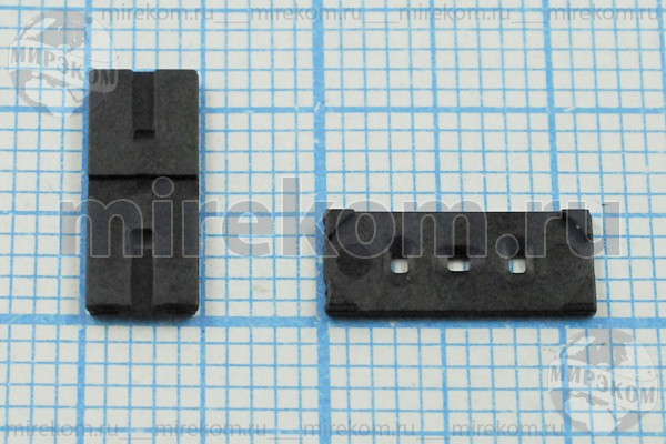 изол прокл\ 11,4x4,5x0,55P3\PPS\Plastic_Spacer49S3